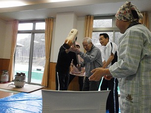 お餅つき、何年ぶりかなぁ？懐かしくて、最高やわ(*^_^*)