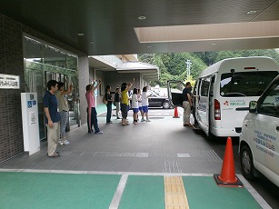 最後はみんなで「ありがとうございました」