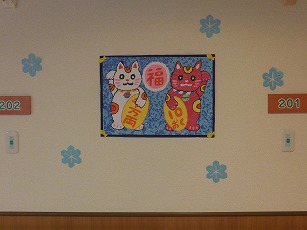 入居者さま手づくりのちぎり絵の作品展に！！