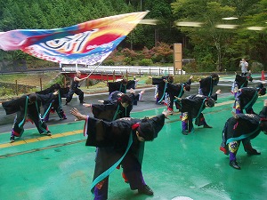 Ｓｅｙａｔｅ隠のみなさまによりますよさこいソーラン！雨もやみました！