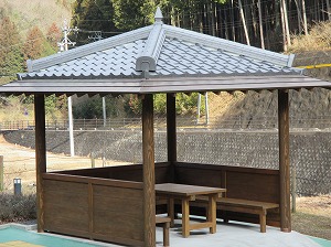 『東屋』の全体像です(*^_^*)