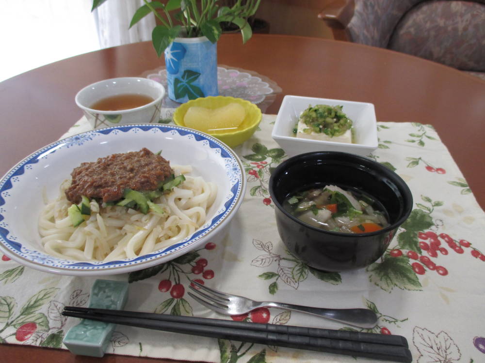 盛岡じゃじゃ麺（岩手）