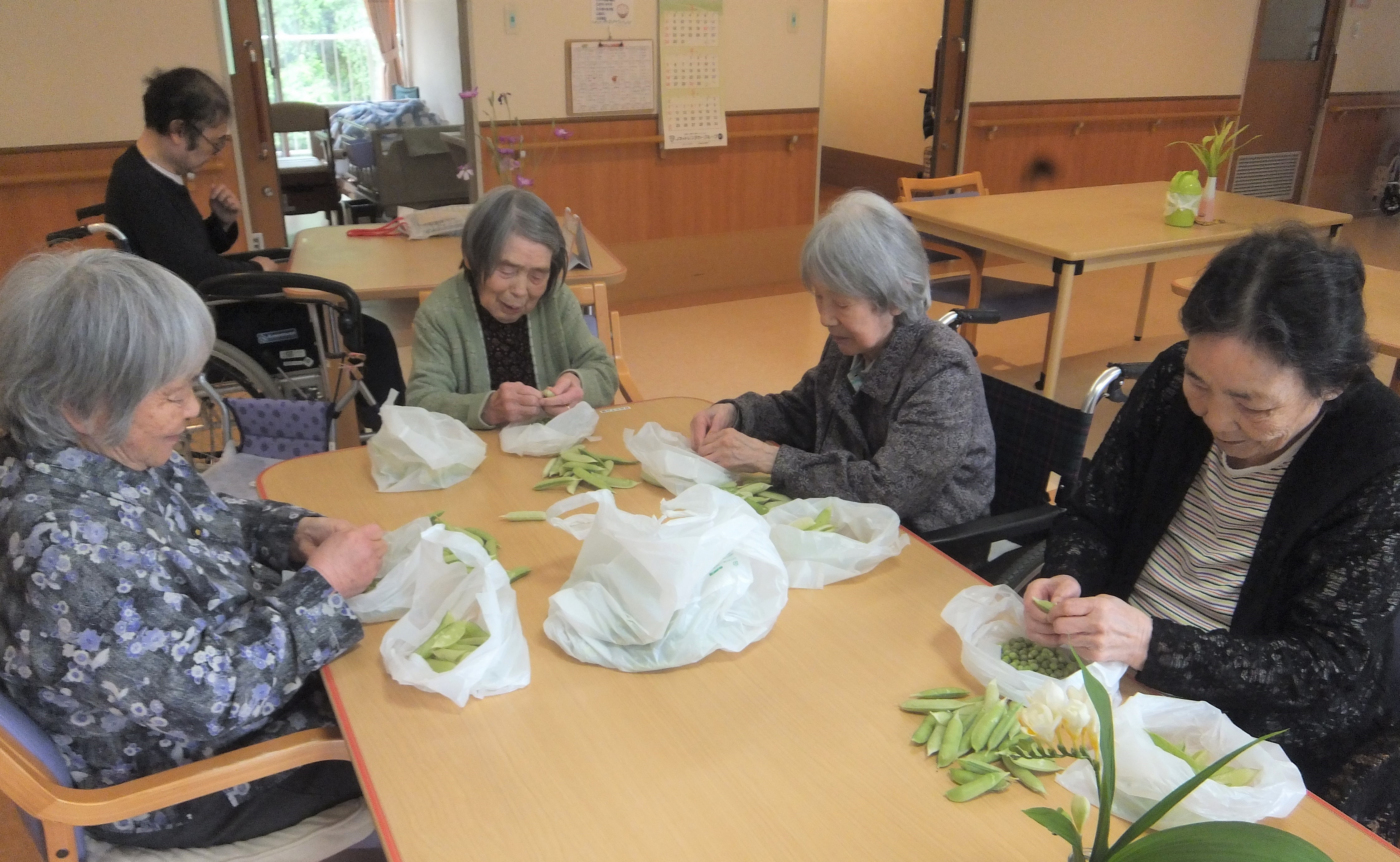  豆むき