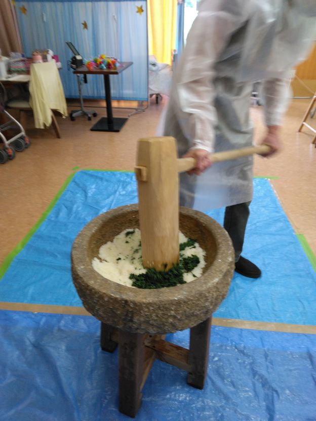  もちつき